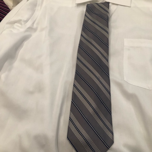 EUC asst ties. Grays and burgundy mix. Michael Kors Van Heusen Croft & Barrow - Picture 8 of 13